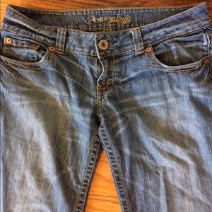 American Eagle boyfriend jean